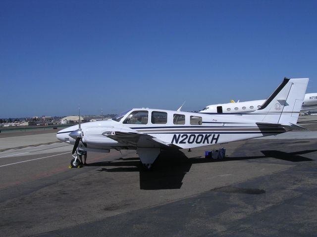 Beechcraft Baron (58) (N200KH)