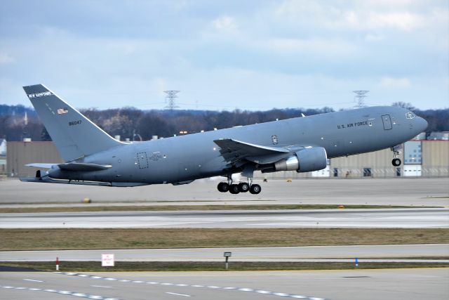 Boeing KC-46 Pegasus (1846047) - 5-L 03-11-23