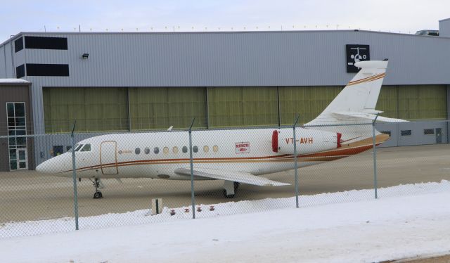 Dassault Falcon 2000 (VT-AVH) - 1/26/19 parked in back lot at Duncan Aviation facility. 