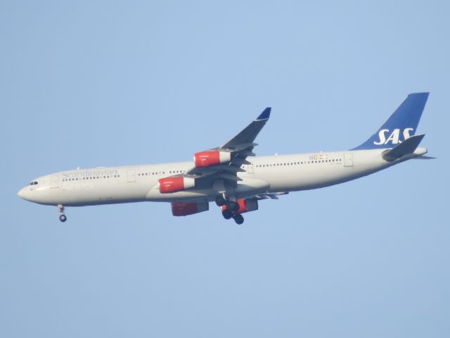 Airbus A340-300 (OY-KBD)