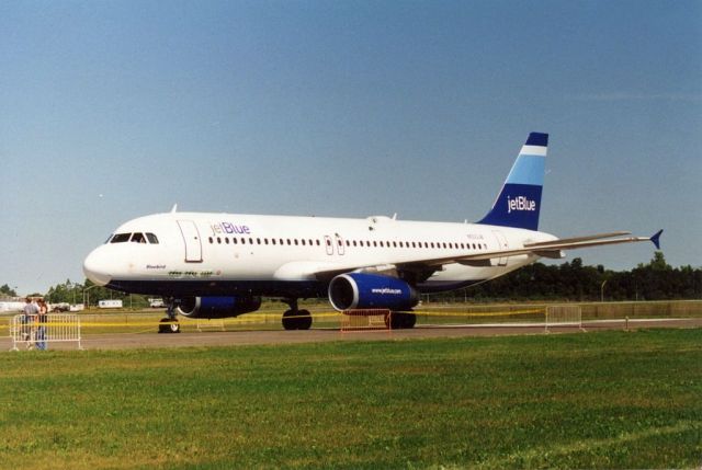 Airbus A320 (N503JB) - Niagara falls air show, summer 1999