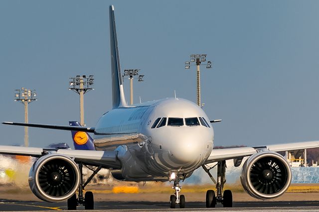 Airbus A320 (D-AINK)