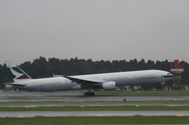 Airbus A330-300 (B-HNO)