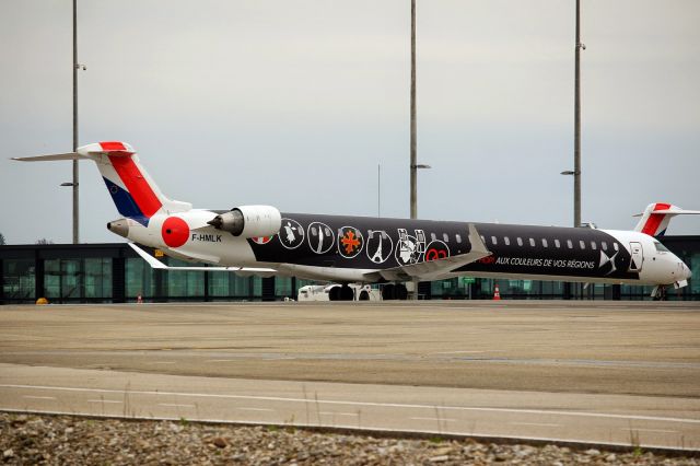 Canadair Regional Jet CRJ-100 (F-HMLK)