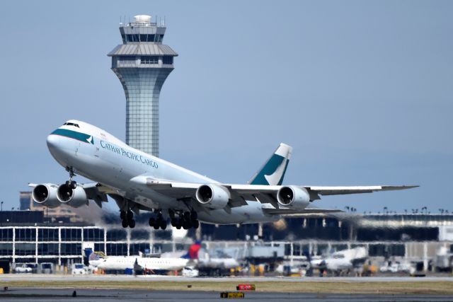 BOEING 747-8 (B-LJH) - 28-C 04-17-18