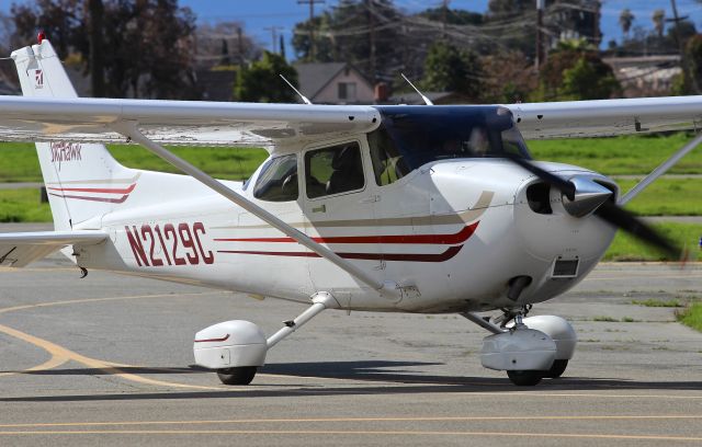 Cessna Skyhawk (N2129C)