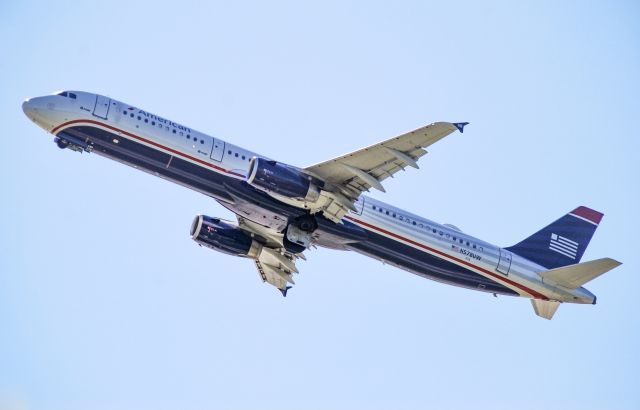 Airbus A321 (N578UW) - The beautiful US Airways retro livery departing CLT.