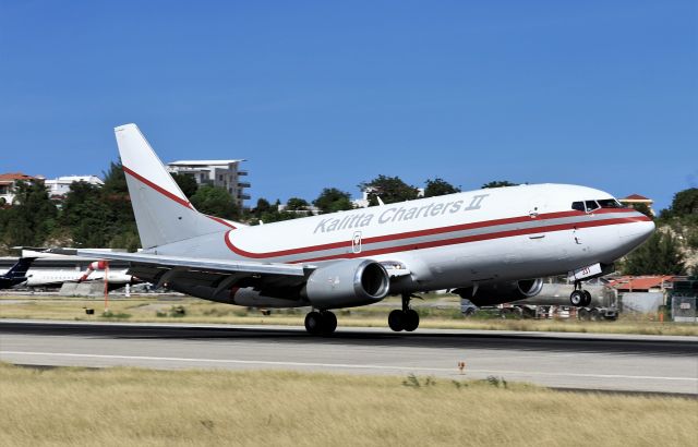 BOEING 737-300 (N331CK)