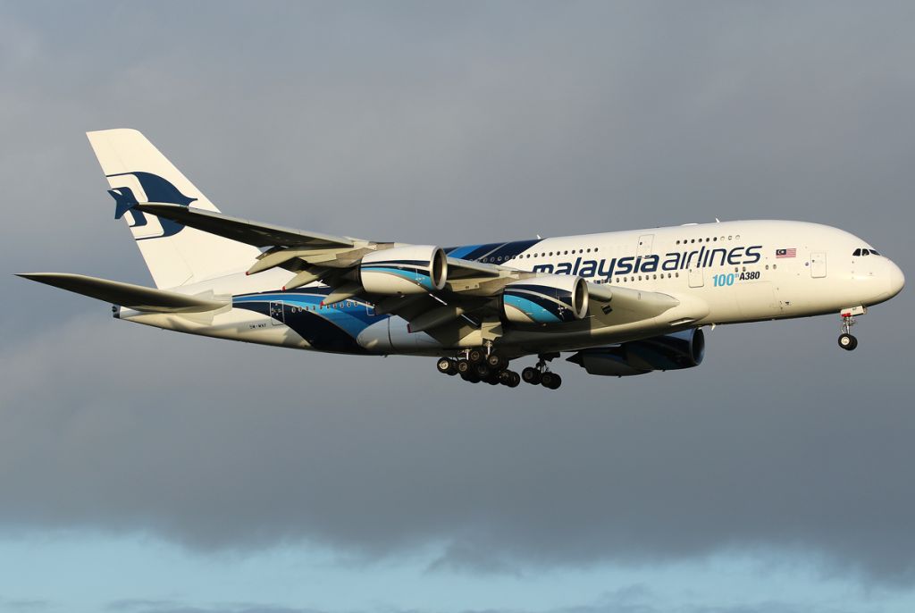 Airbus A380-800 (9M-MNF)