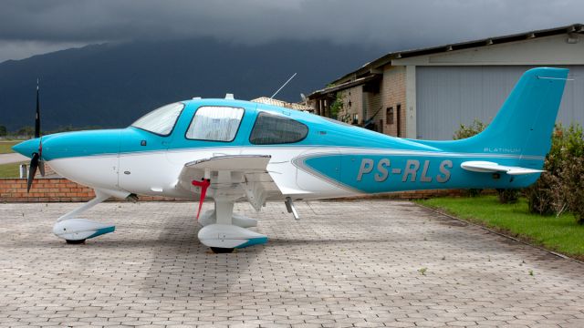 Cirrus SR-22 (PS-RLS)