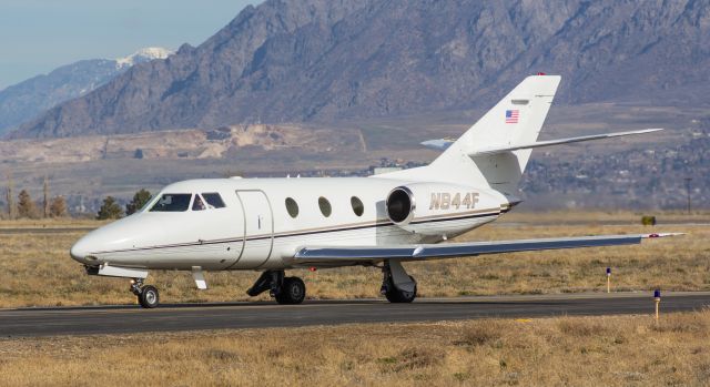 Dassault Falcon 10 (N844F)