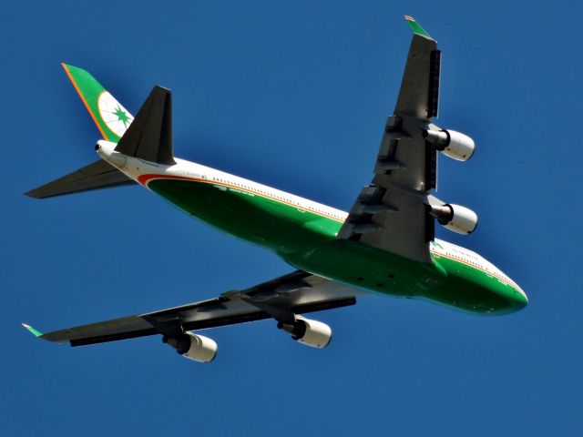 Boeing 747-400 (B-16408)