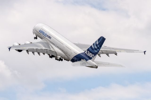 Airbus A380-800 (F-WWOW) - F-WWOW Airbus Industries Airbus A380-841 - Paris Air Show 2015 @ Le Bourget Paris (LFPB) / 20.06.2015