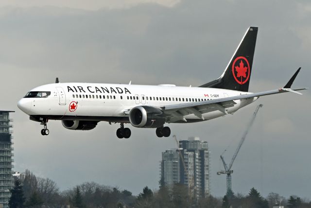 Boeing 737 MAX 8 (C-GEPF)