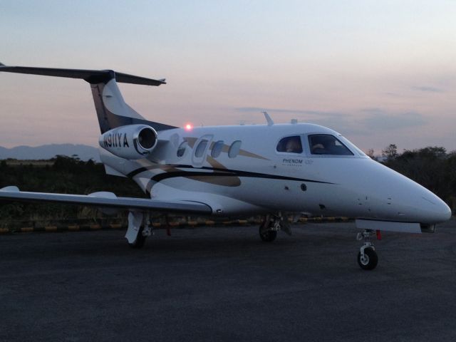 Embraer Phenom 100 (N911YA)