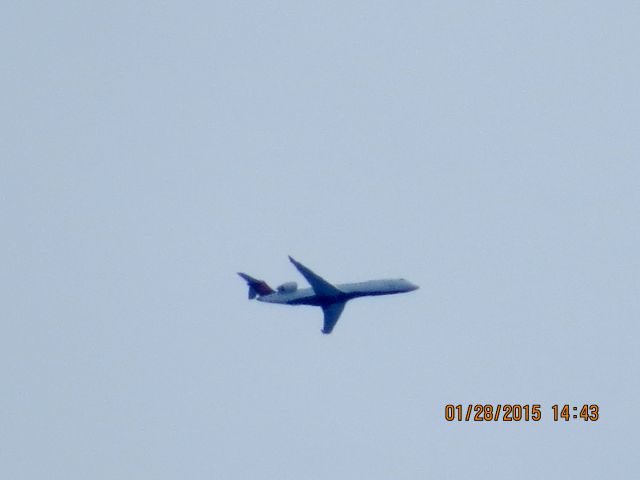 Canadair Regional Jet CRJ-700 (N759EV) - Delta Connection flight 5365 from DTW to TUL over Southeastern Kansas at 29,800 feet.