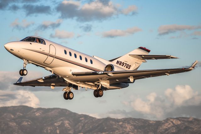 Hawker 800 (N897QS)