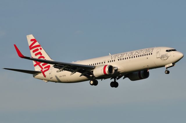 Boeing 737-800 (VH-YFH)