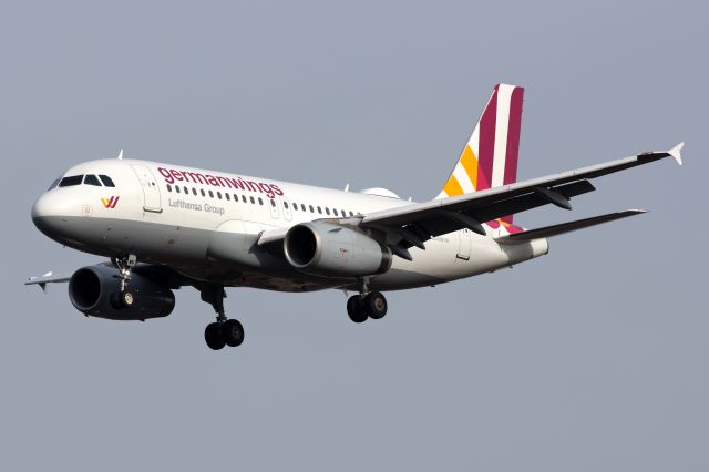 Airbus A319 (D-AGWN)