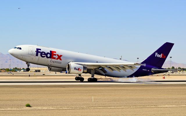 Airbus A300F4-600 (N656FE) - Federal Express FEDEX Airbus A300F4-605R N656FE (cn 745) "Devin" - Las Vegas - McCarran International (LAS / KLAS)br /USA - Nevada, June 10, 2011br /Photo: Tomás Del Coro