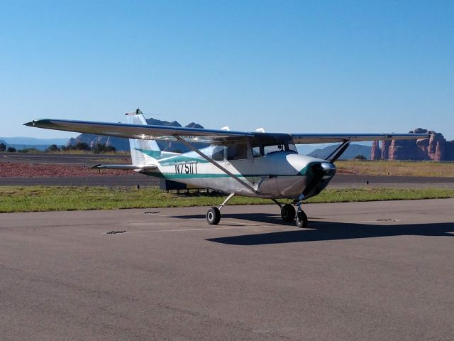 Cessna Skyhawk (N7511T) - Sedona (SEZ)