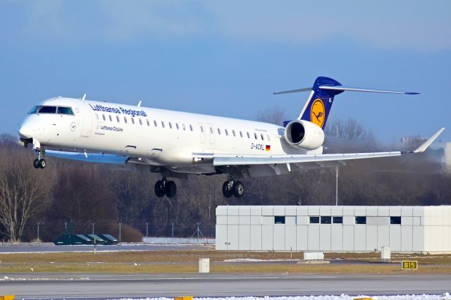 Canadair Regional Jet CRJ-900 (D-ACKL)