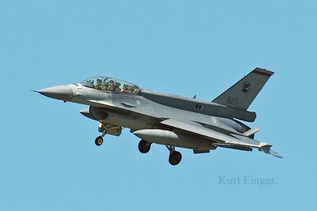 N625 — - General Dynamics F-16D cn 0000. RoSAF serial 625, 140 Sqn markings. RAAF Base Pearce 11 October 2024