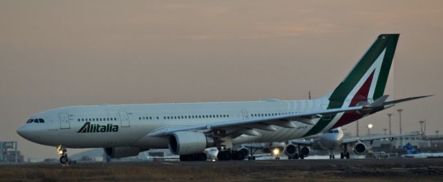 Airbus A330-200 (EI-EJG)