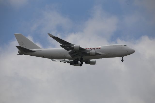 Boeing 747-400 (N702CK)