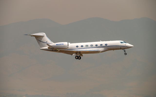 GULFSTREAM AEROSPACE G-7 Gulfstream G600 (N602CH) - Gulfstream G600 arrival into smokey BZN