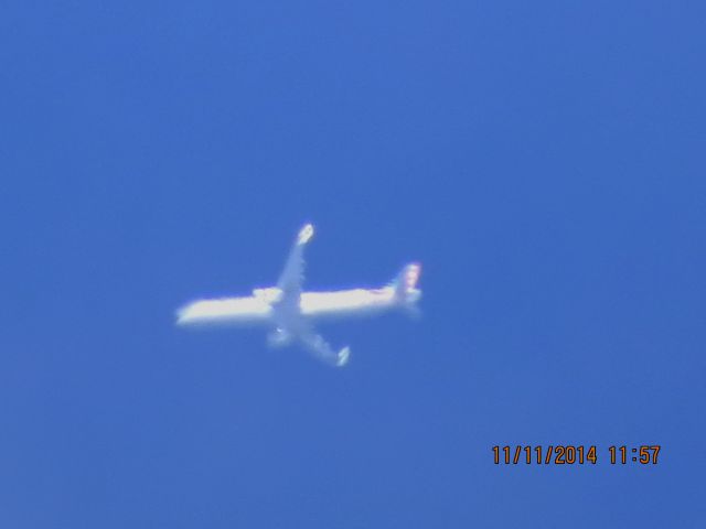 Airbus A321 (N102NN) - American Airlines flight 255 from JFK to LAX over Southeastern Kansas at 36,000 feet.