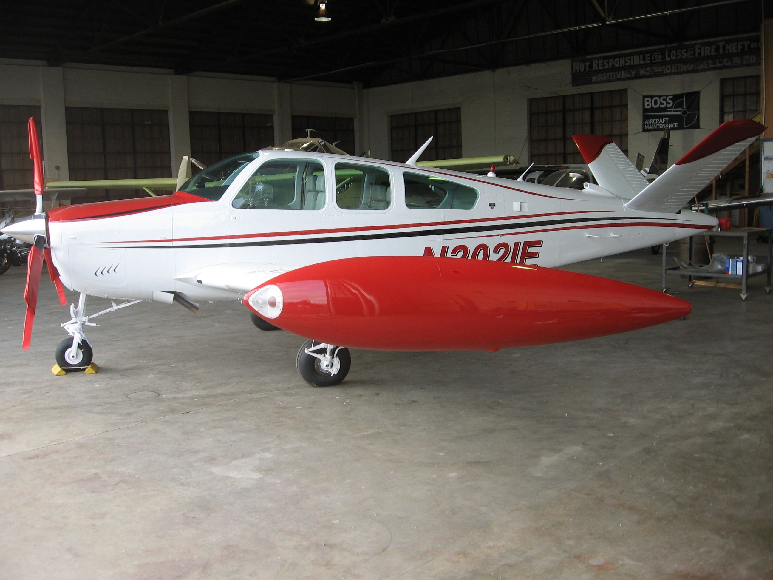 Beechcraft 35 Bonanza (N2021E)