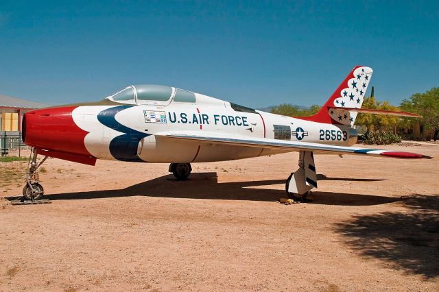 N526563 — - A Republic F-84F Thunderstreak resplendent in U.S. Air Force Thunderbirds colors at the Pima Air and Space Museum.