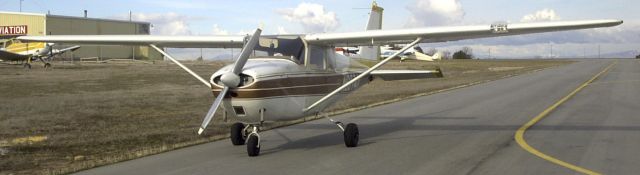 Cessna Skyhawk (N6974X)