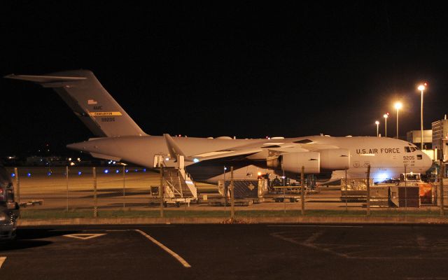 09-9205 — - rch350 usaf charleston c-17a 09-9205 at shannon this evening 21/11/16.