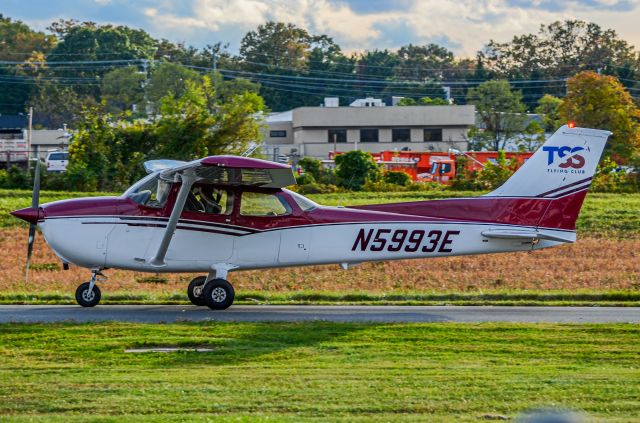 Cessna Skyhawk (N5993E)