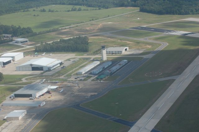 Cessna Skyhawk (N262EE) - Turning over the airport, we just took off of 14 (top right)