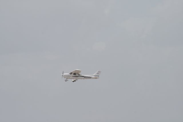 Cessna Skyhawk (N5269X)