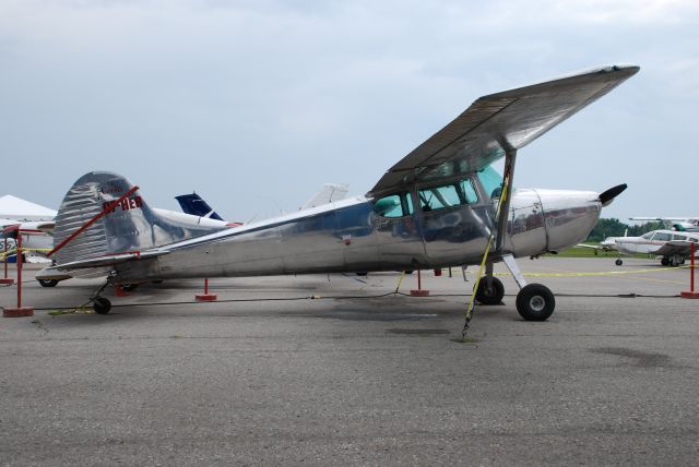 C-FHER — - 1952 Cessna 170B all polished at its base at YOO June 21/08.