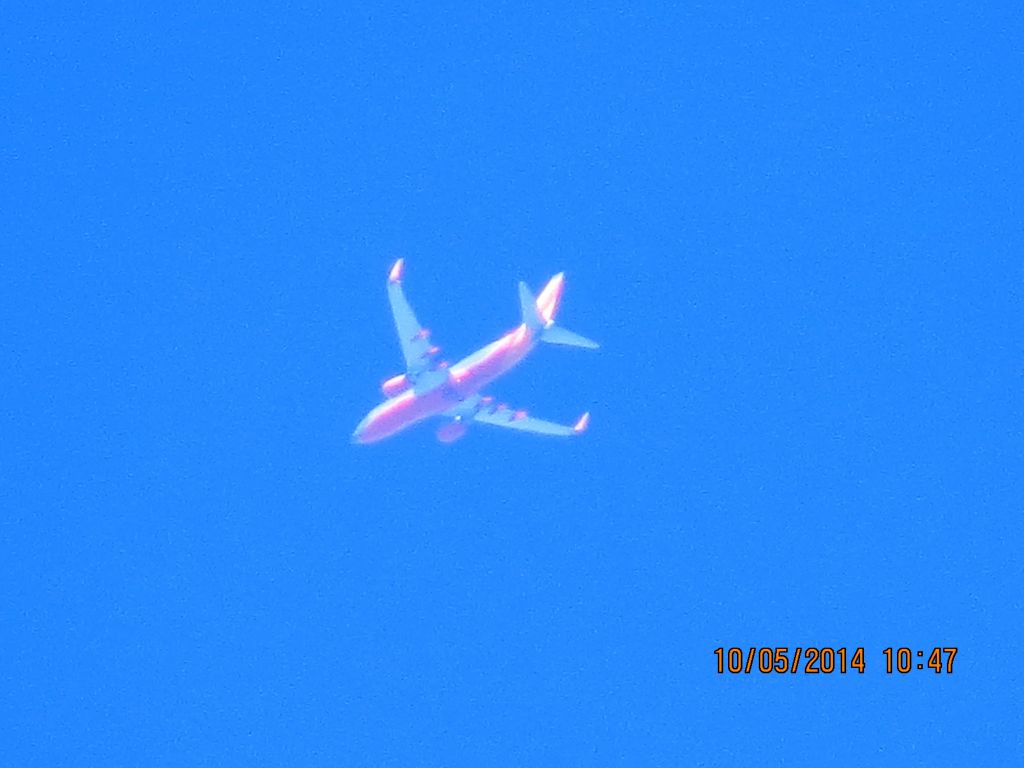 Boeing 737-700 (N930WN) - Southwest Airlines flight 1030 from Raleigh-Durham to Denver over Kansas City Kansas at 38,000 feet.