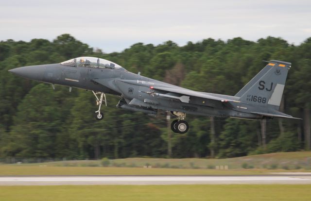 McDonnell Douglas F-15 Eagle (88-1688)