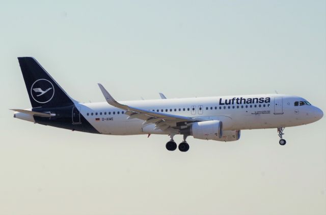 Airbus A320 (D-AIWE)