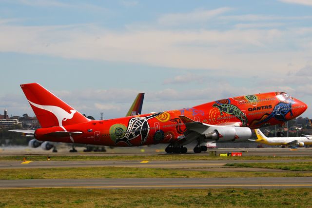 Boeing 747-400 (VH-OEJ) - from my "Sydney 2007" archives