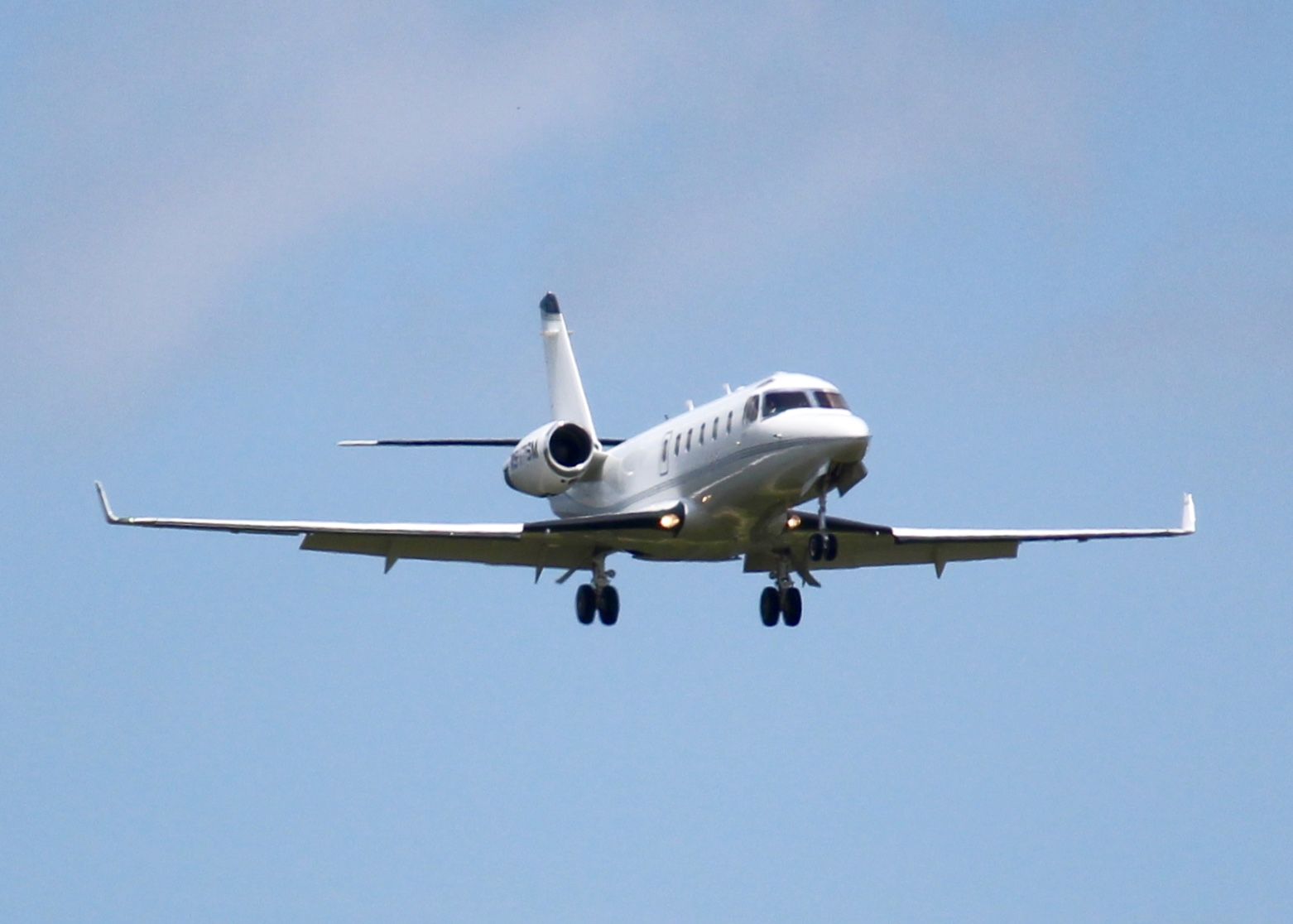 IAI Gulfstream G100 (N917SM) - At Shreveport Regional.