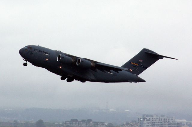 Boeing Globemaster III (04-4132)