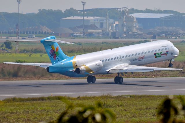 McDonnell Douglas MD-83 (S2-AEI) - 22nd Nov., 2013