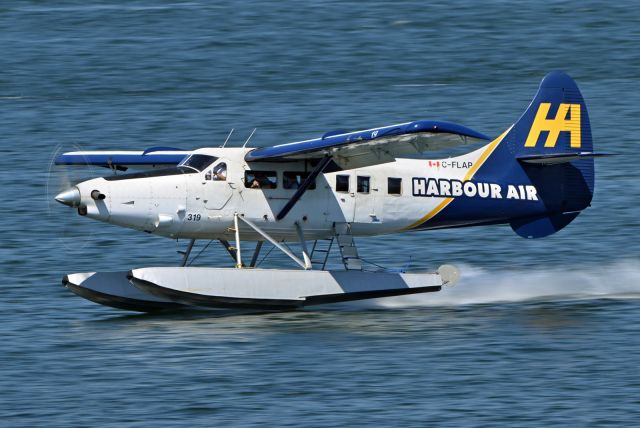 De Havilland Canada DHC-3 Otter (C-FPAL)