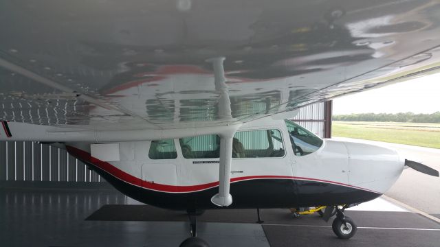 Cessna Super Skymaster (N246BT)