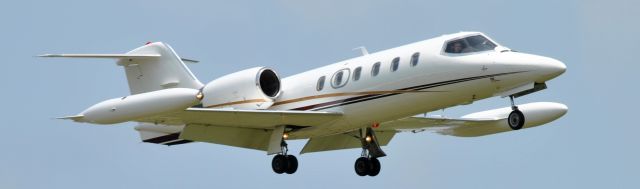 Learjet 35 (N217TA)