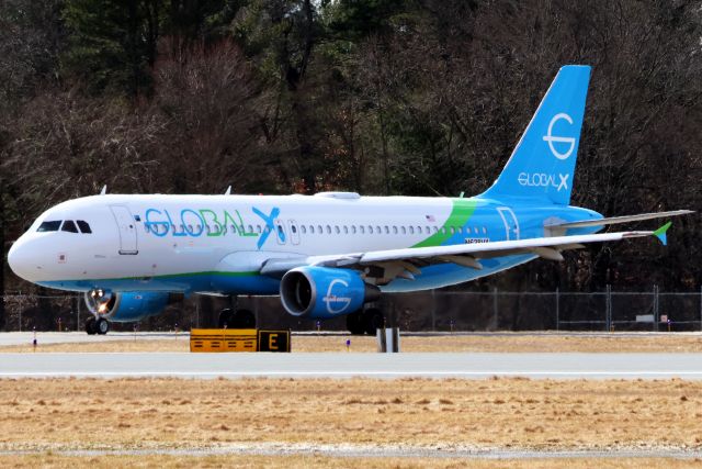 Airbus A320 (N628VA)